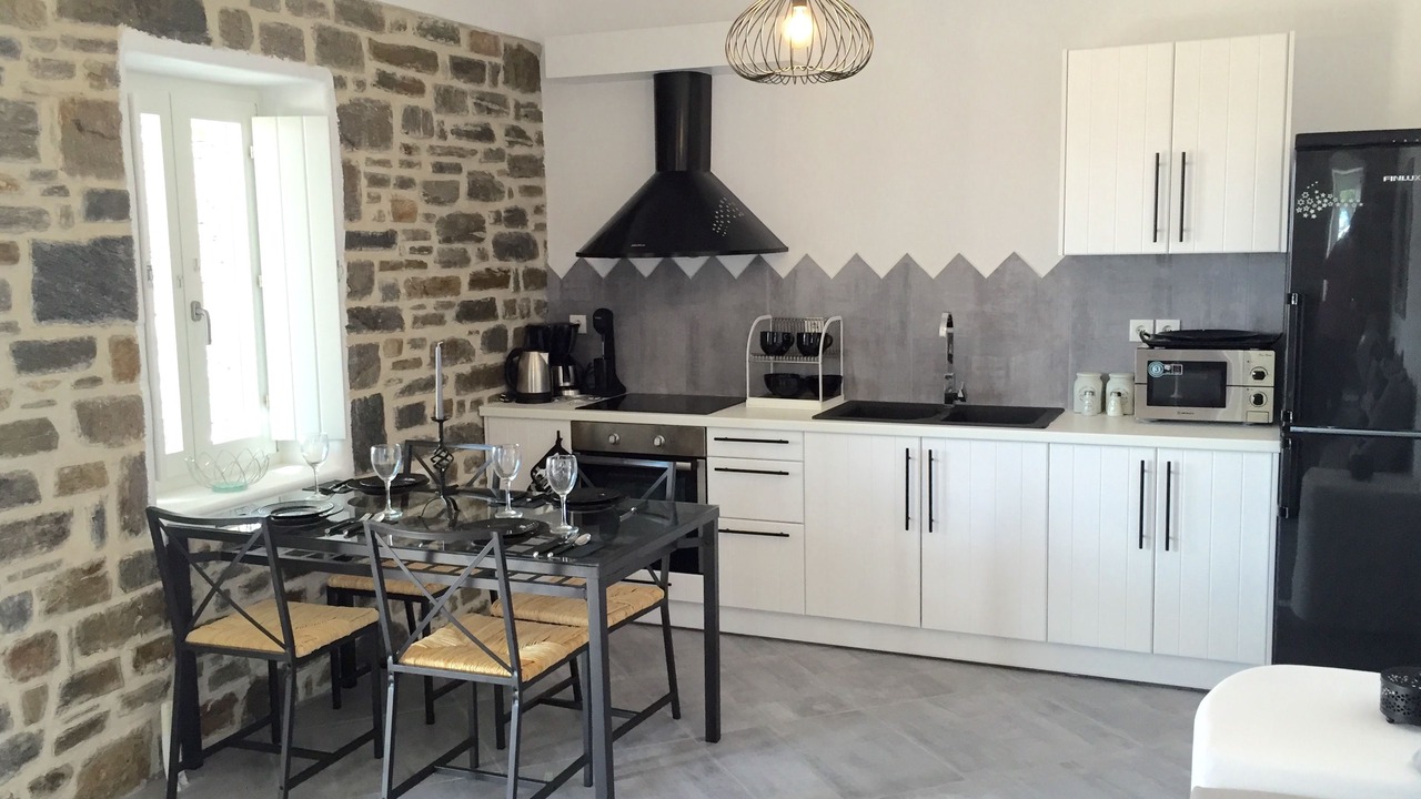 Photo of Kitchen in Paros