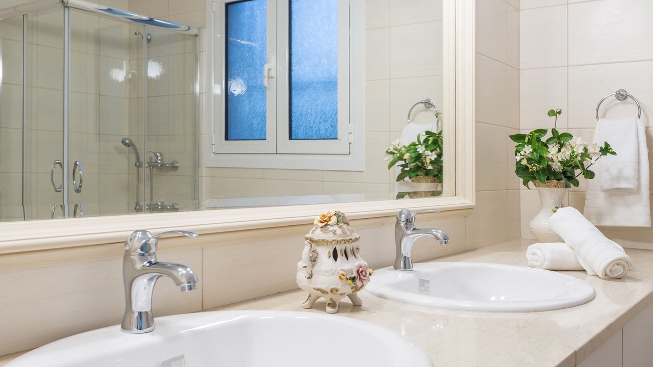 Photo of Bathroom in Ixia