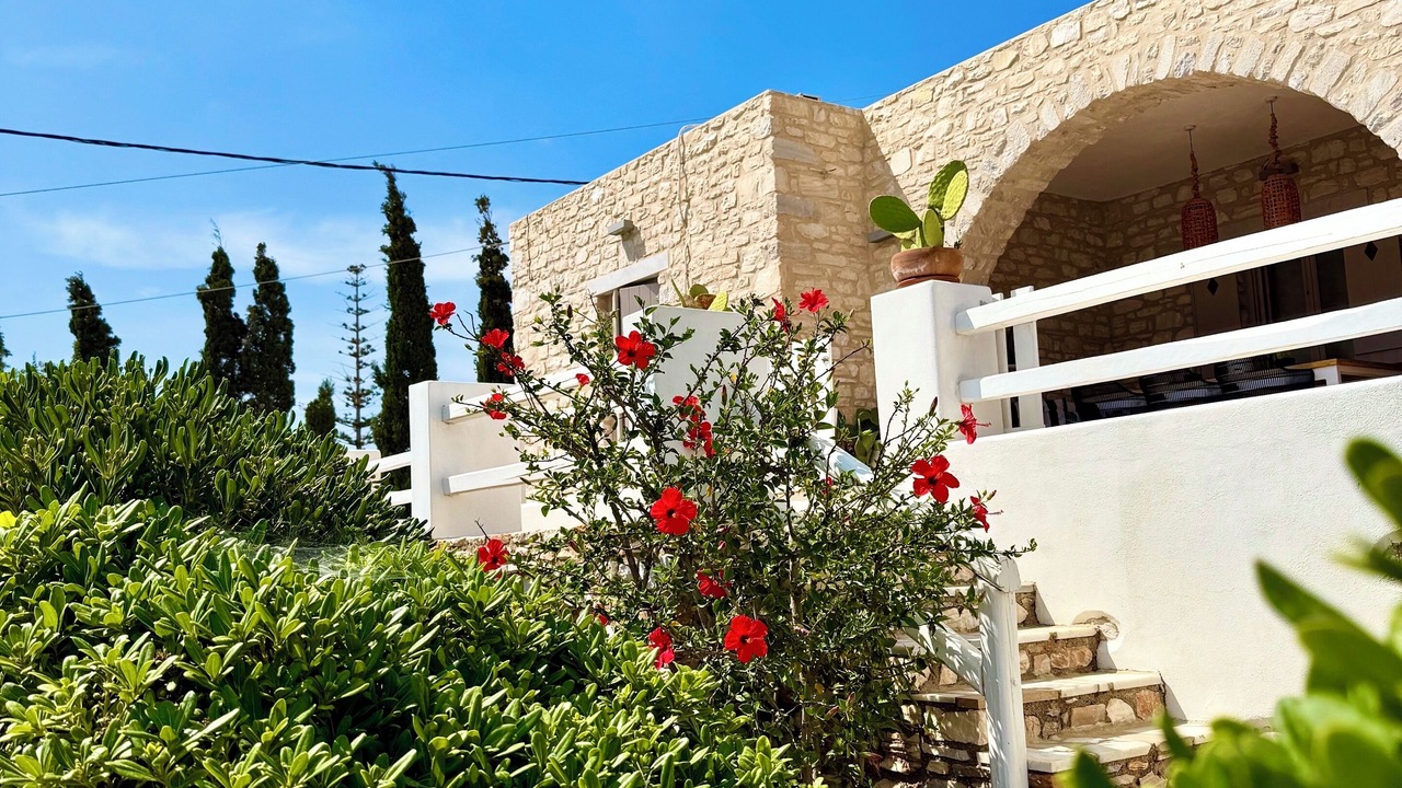 Photo of Outdoor in Aliki