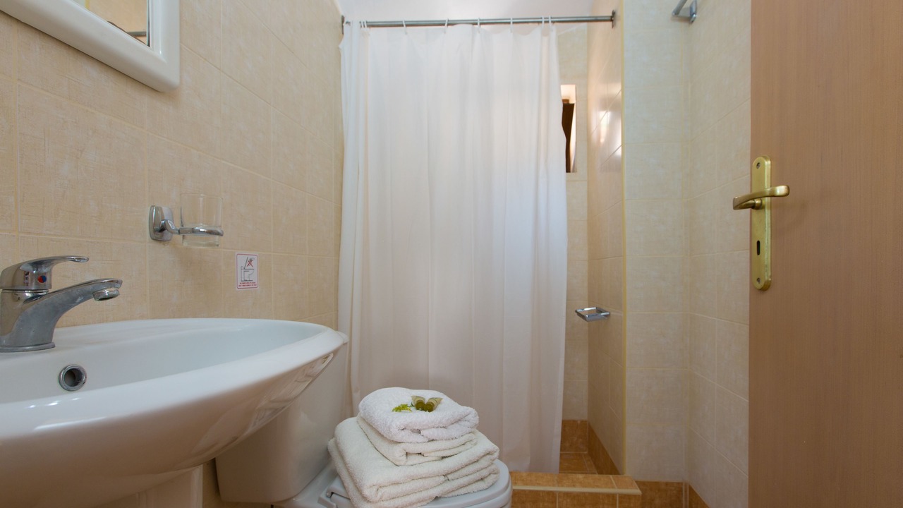 Photo of Bathroom in Geropotamos