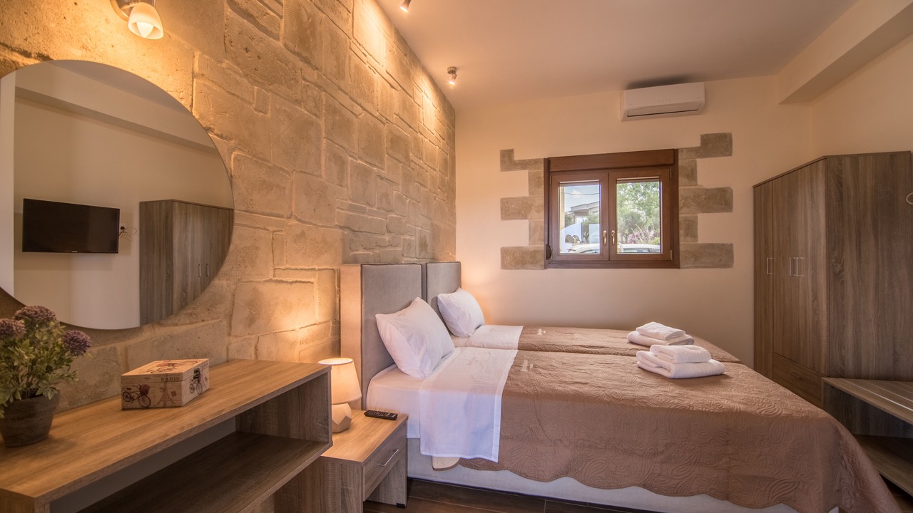 Photo of Bedroom in Kato Stalos