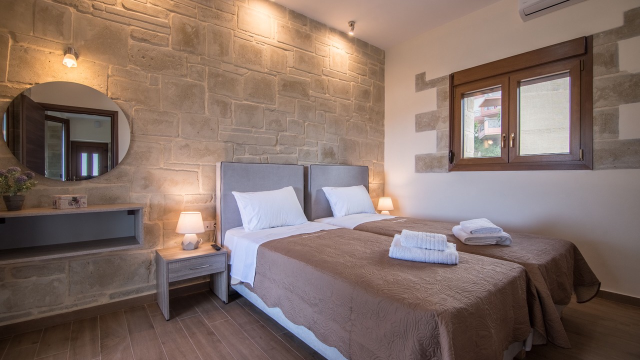 Photo of Bedroom in Kato Stalos