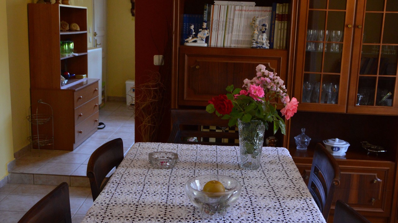 Photo of Others in Parelia