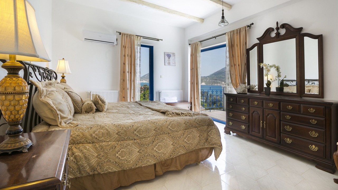 Photo of Bedroom in Loukerata
