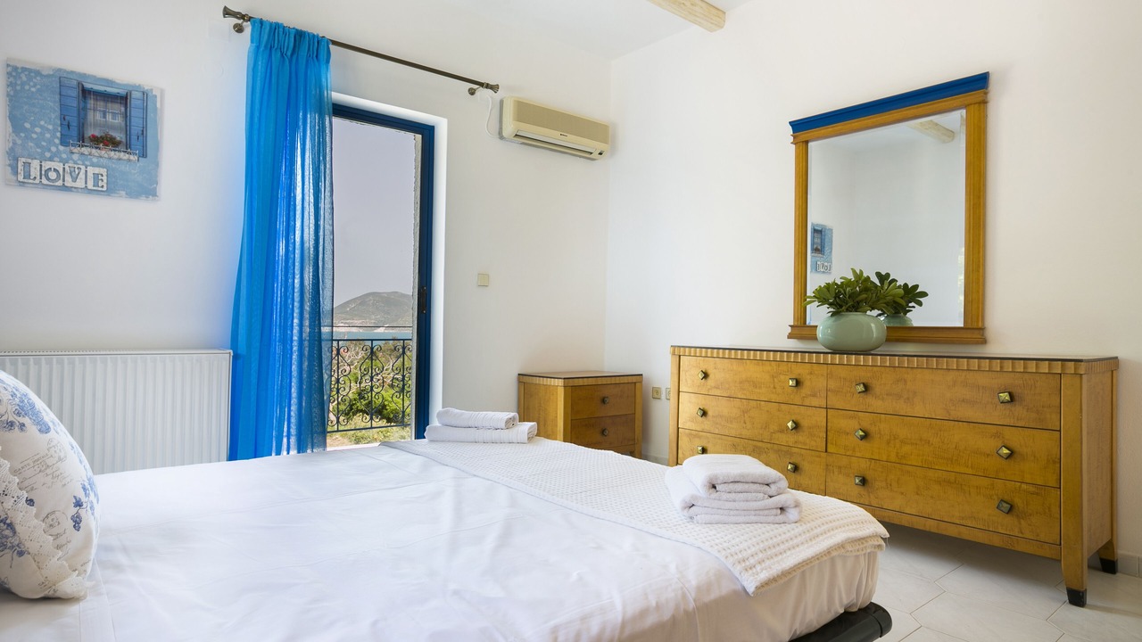 Photo of Bedroom in Loukerata