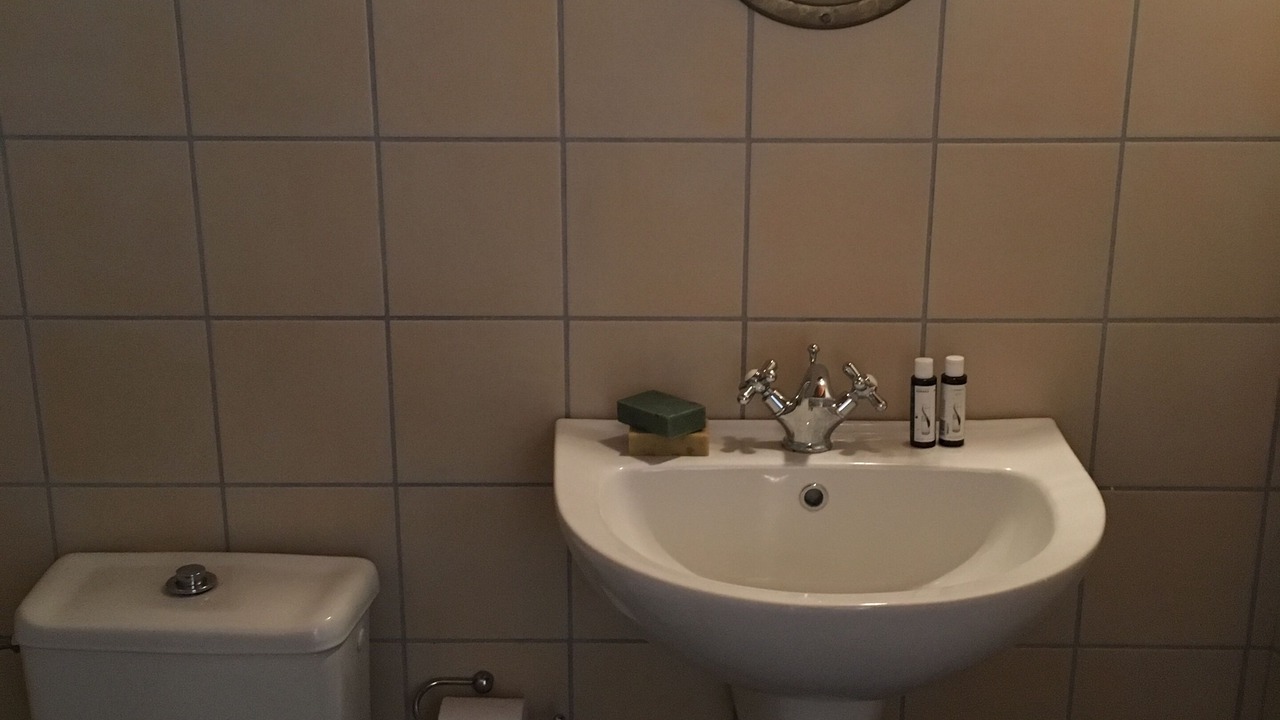 Photo of Bathroom in Pella Region