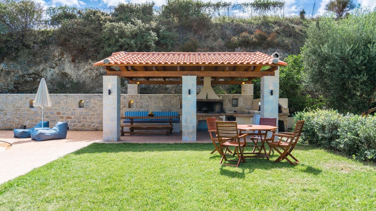 Photo of Outdoor in Kirianna