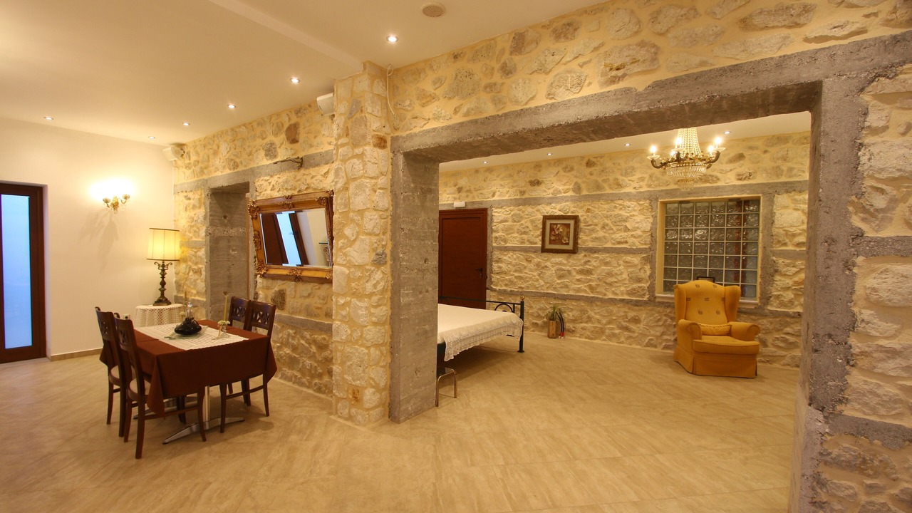 Photo of Bedroom in Agii Theodori