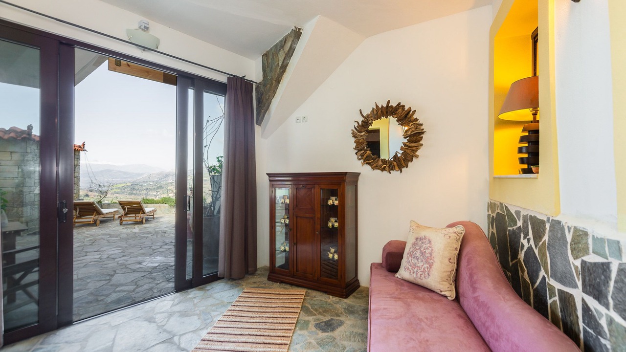 Photo of Others in Spilion