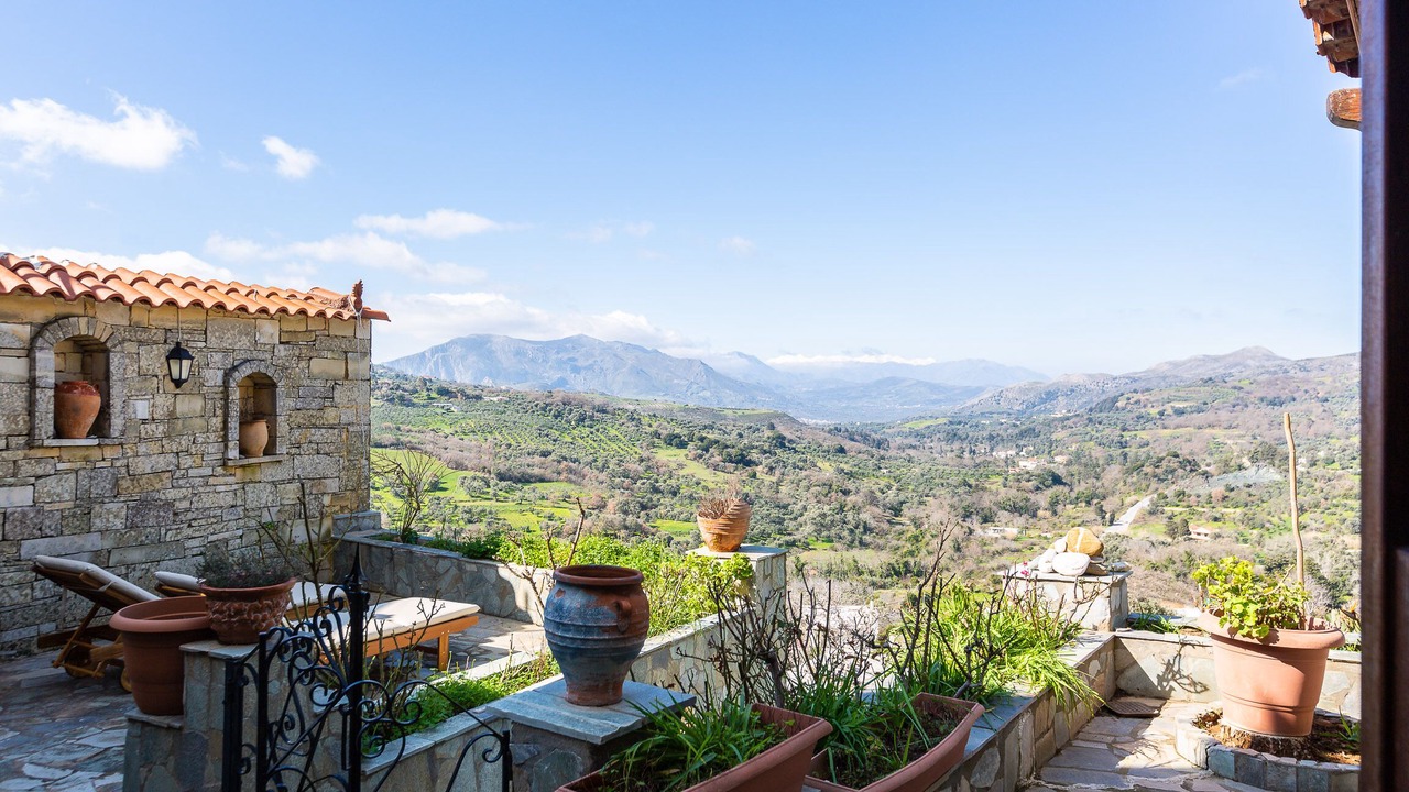 Photo of Others in Spilion