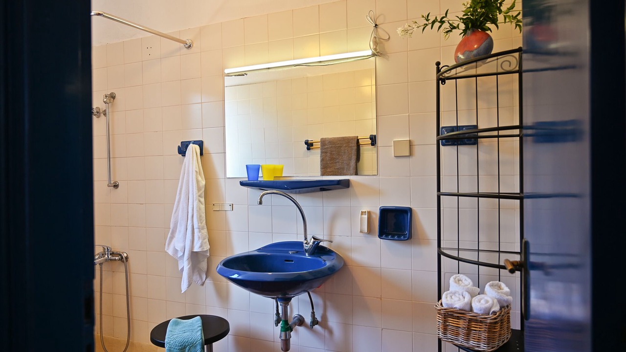 Photo of Bathroom in Fiskardo
