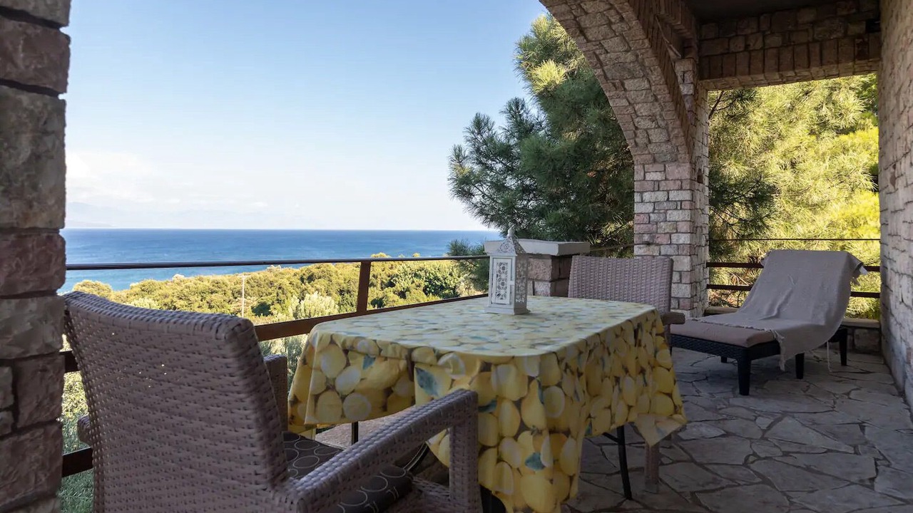 Photo of Patio Balcony in Messini
