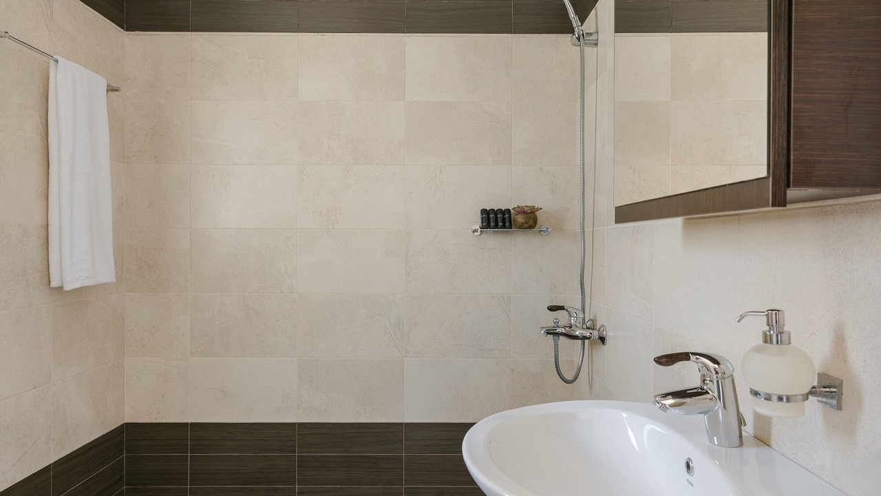 Photo of Bathroom in Tzamarelata