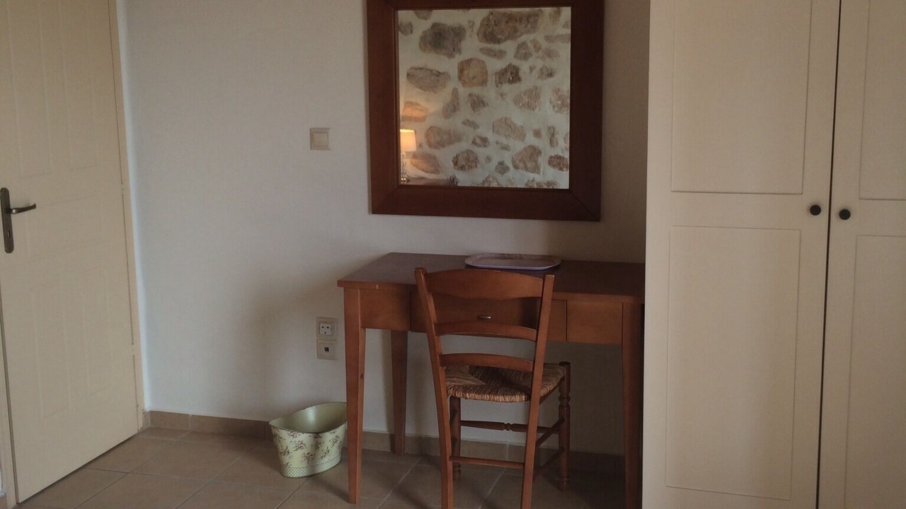 Photo of Bedroom in Tselendata