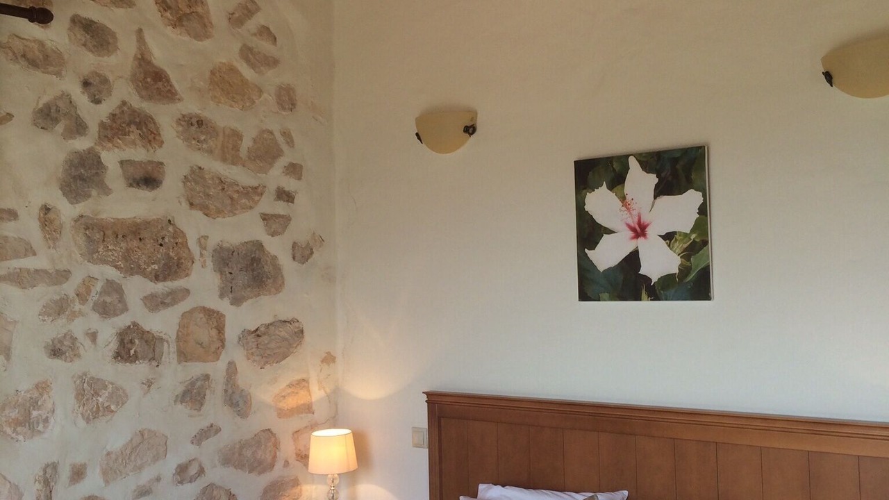 Photo of Bedroom in Tselendata