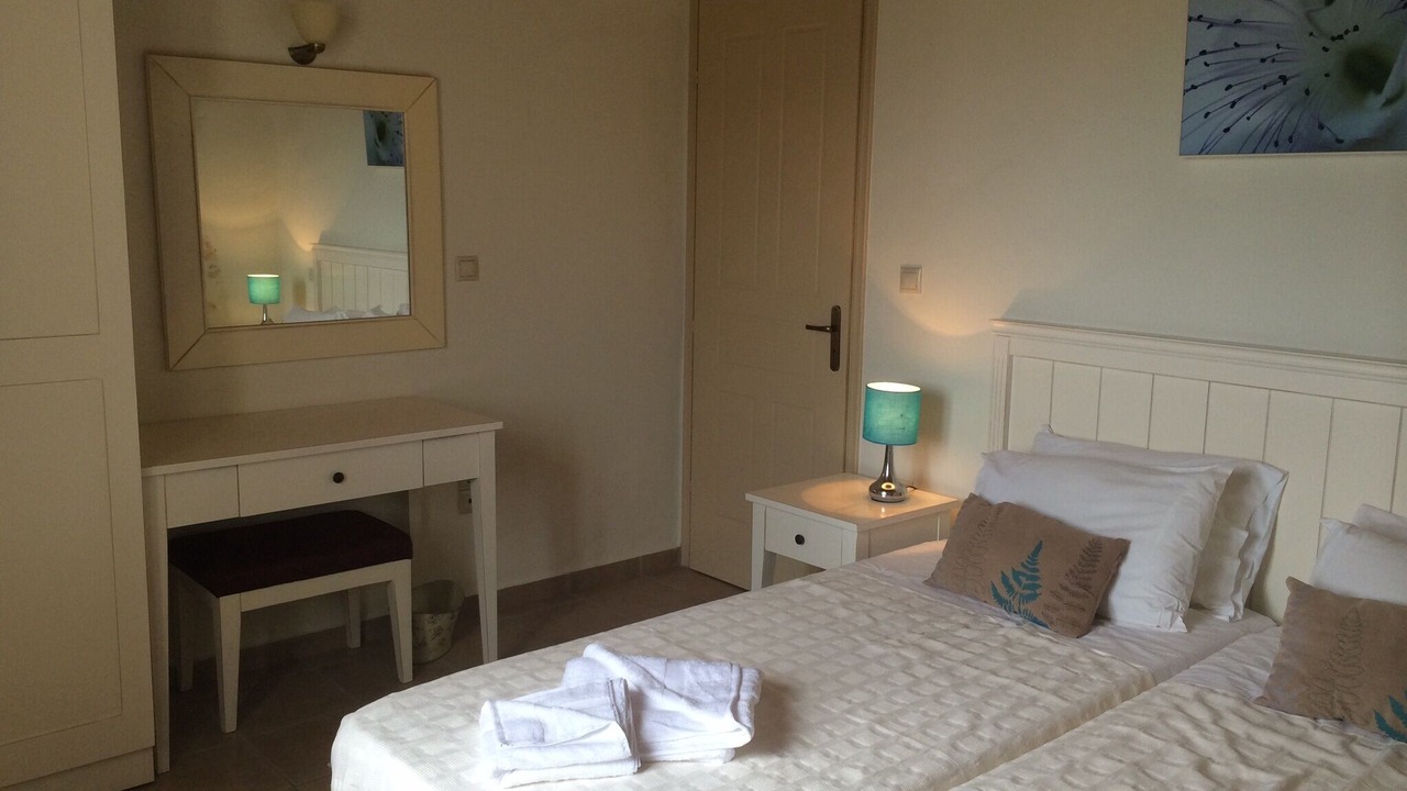 Photo of Bedroom in Tselendata
