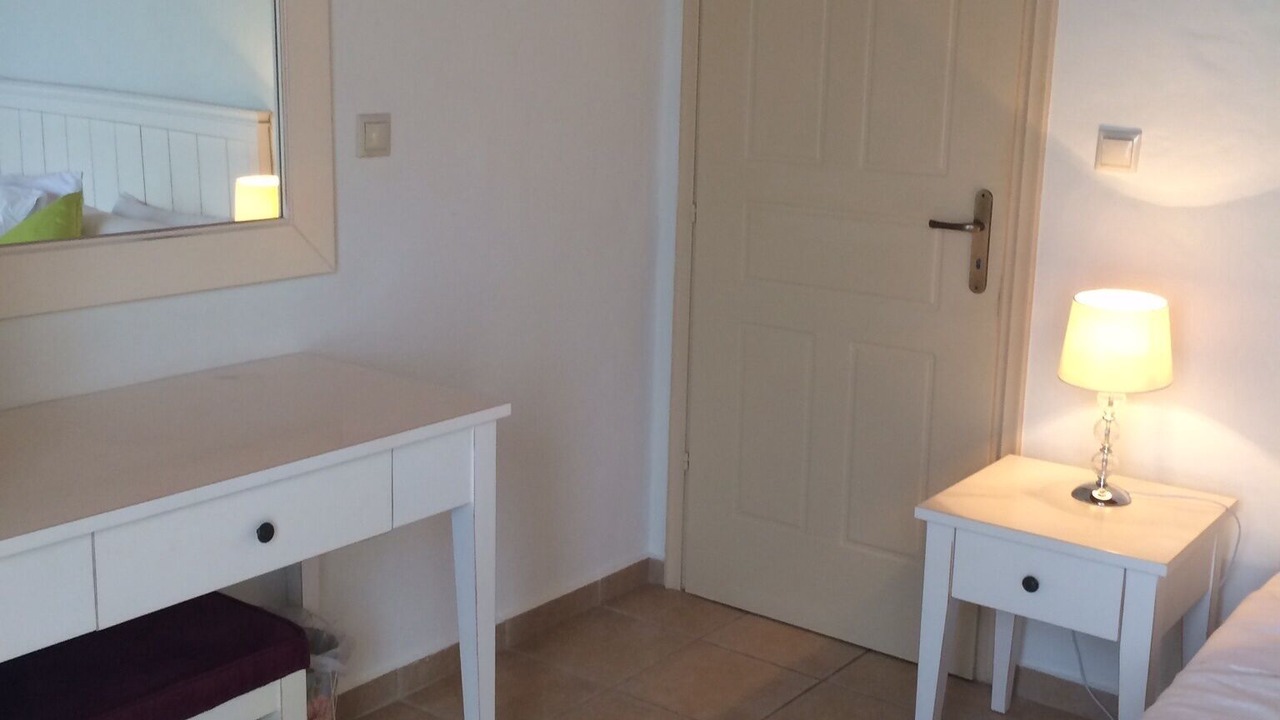 Photo of Bedroom in Tselendata