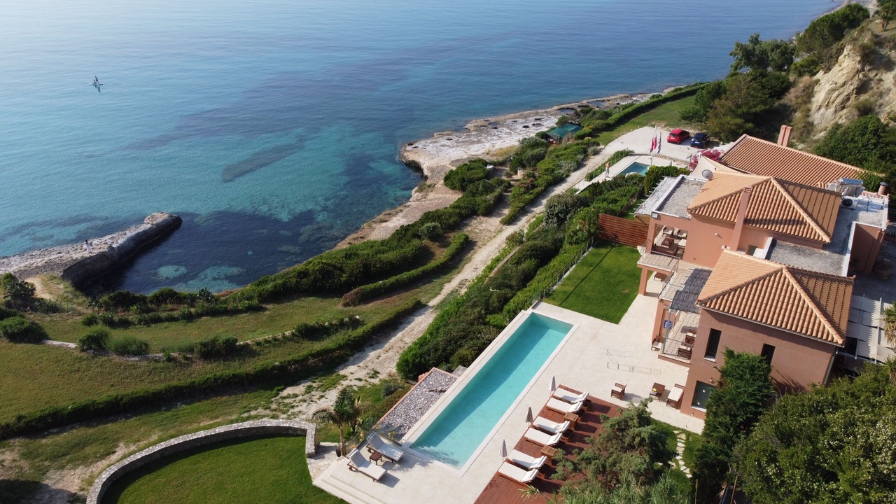 Photo of Outdoor in Karavados