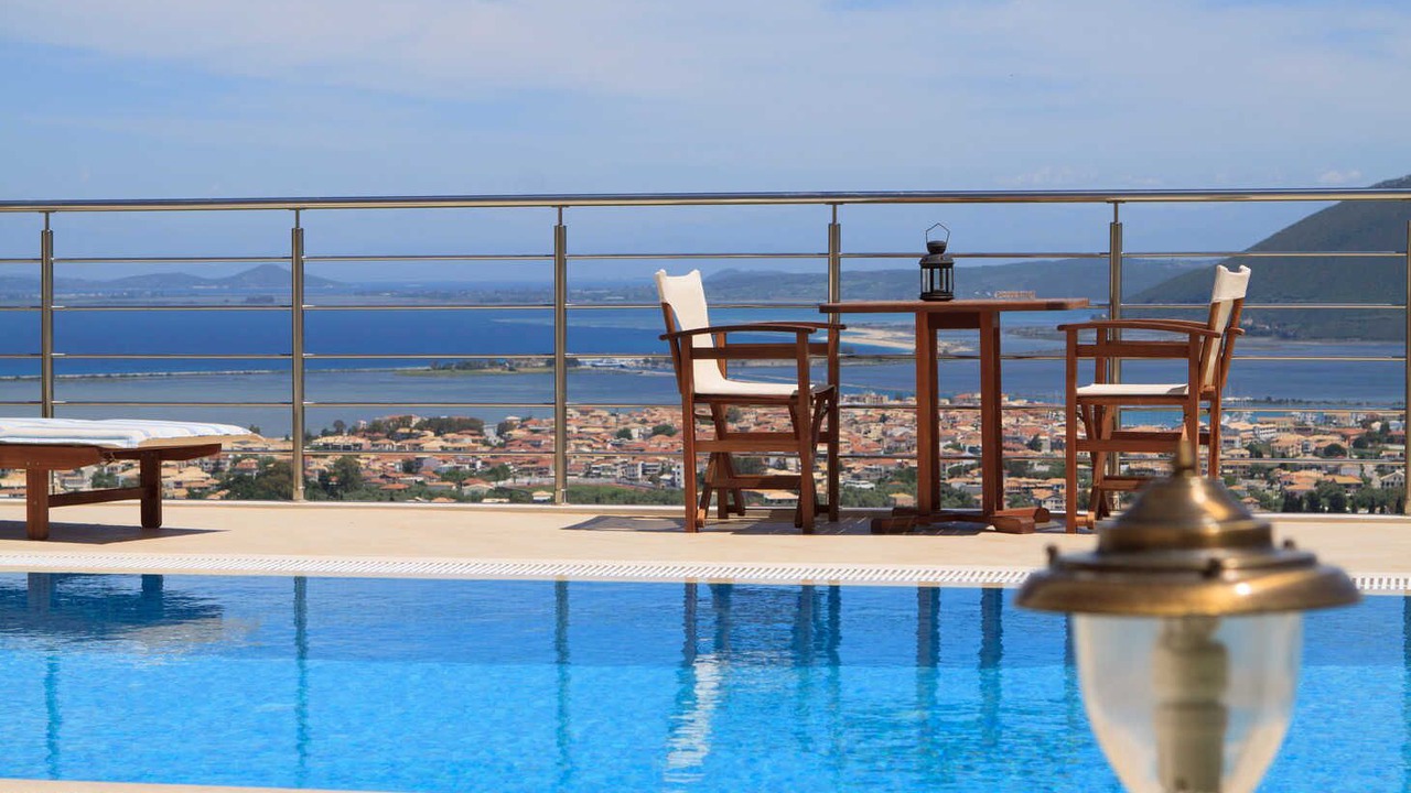 Photo of Outdoor in Apolpaina