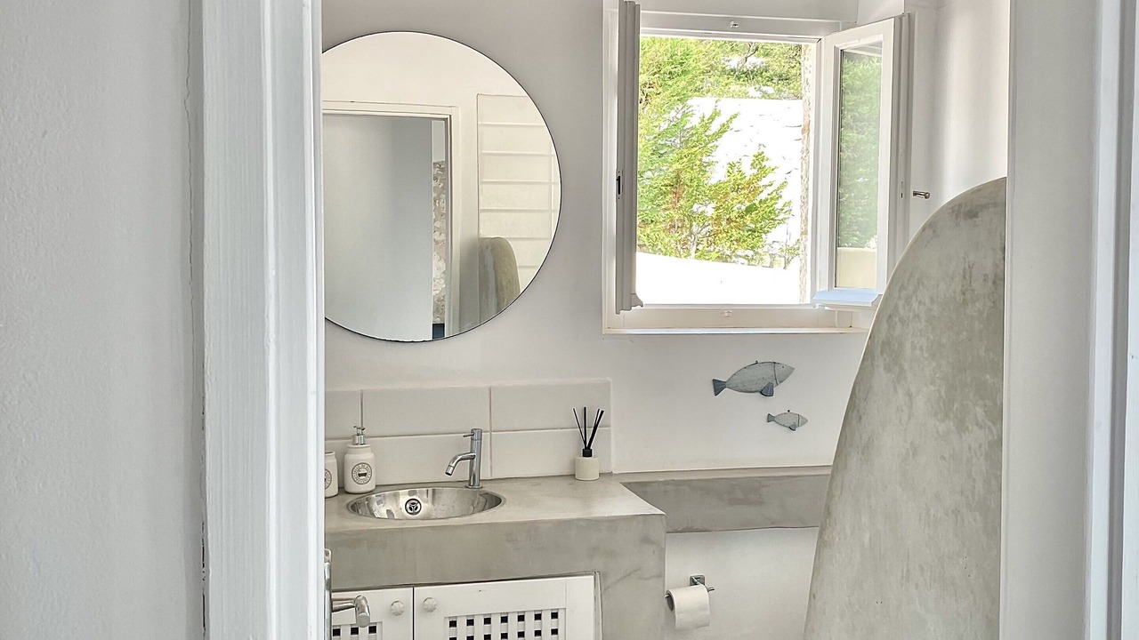Photo of Bathroom in Evreti