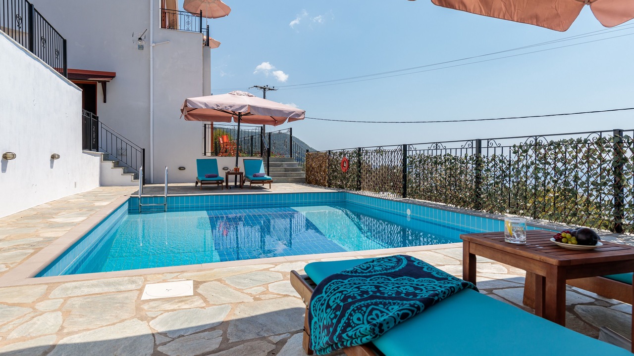 Photo of Outdoor in Glossa