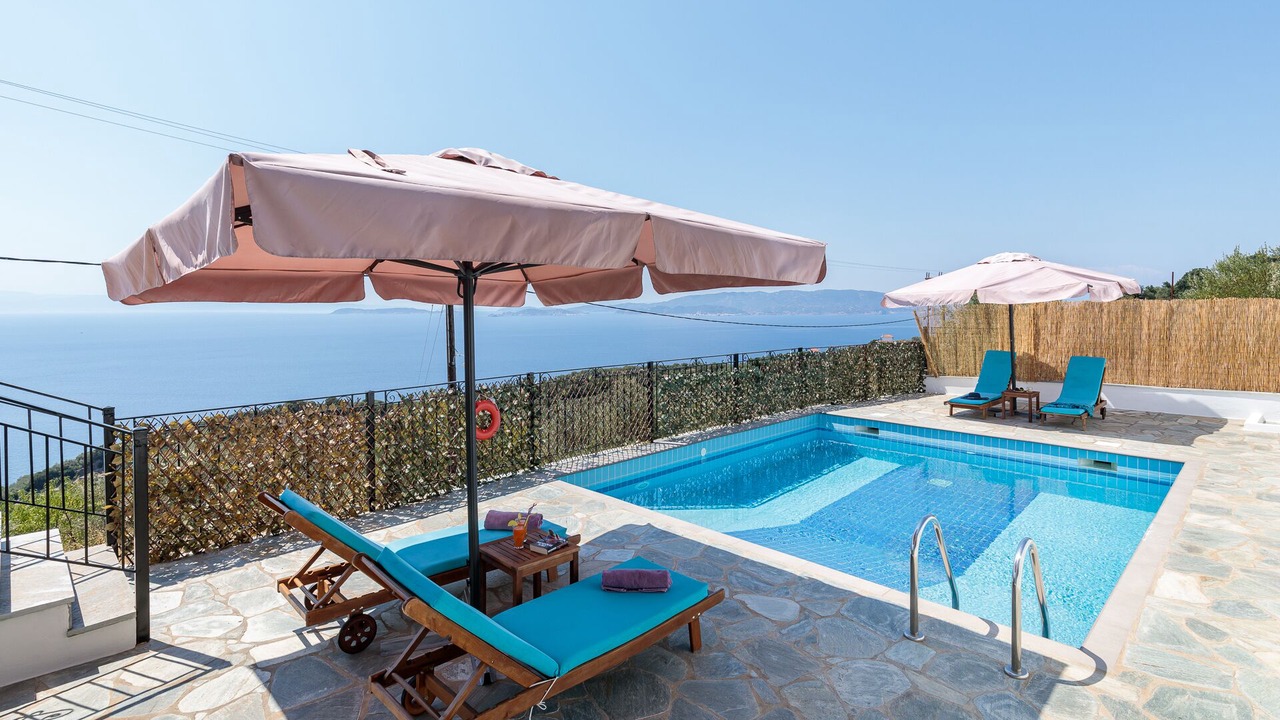 Photo of Outdoor in Glossa
