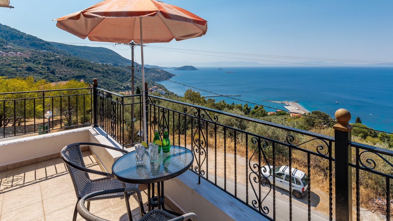 Photo of Outdoor in Glossa