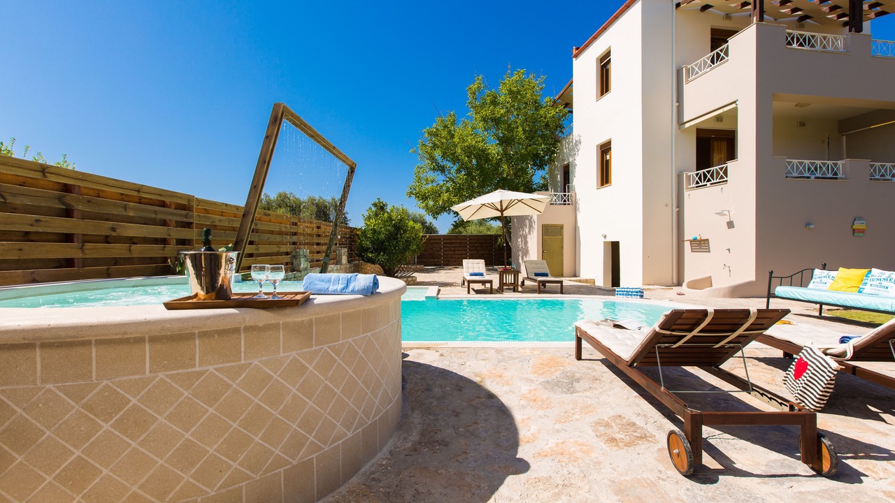 Photo of Outdoor in Prinos