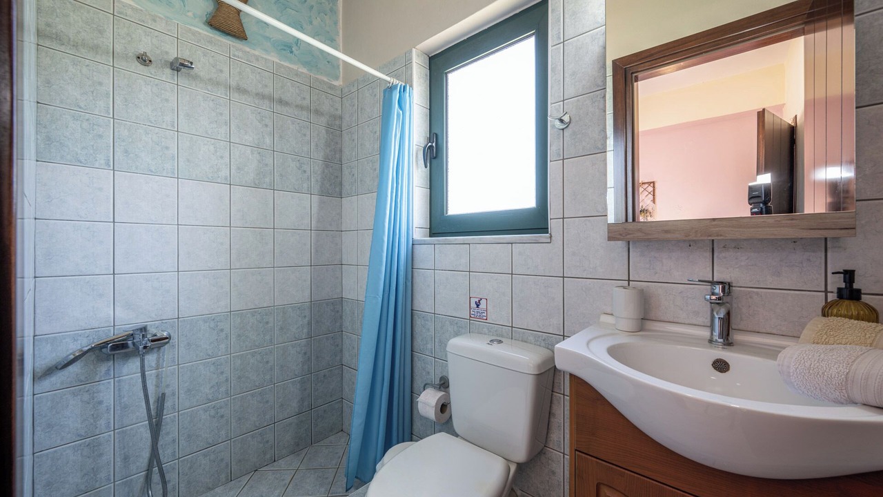 Photo of Bathroom in Exopoli