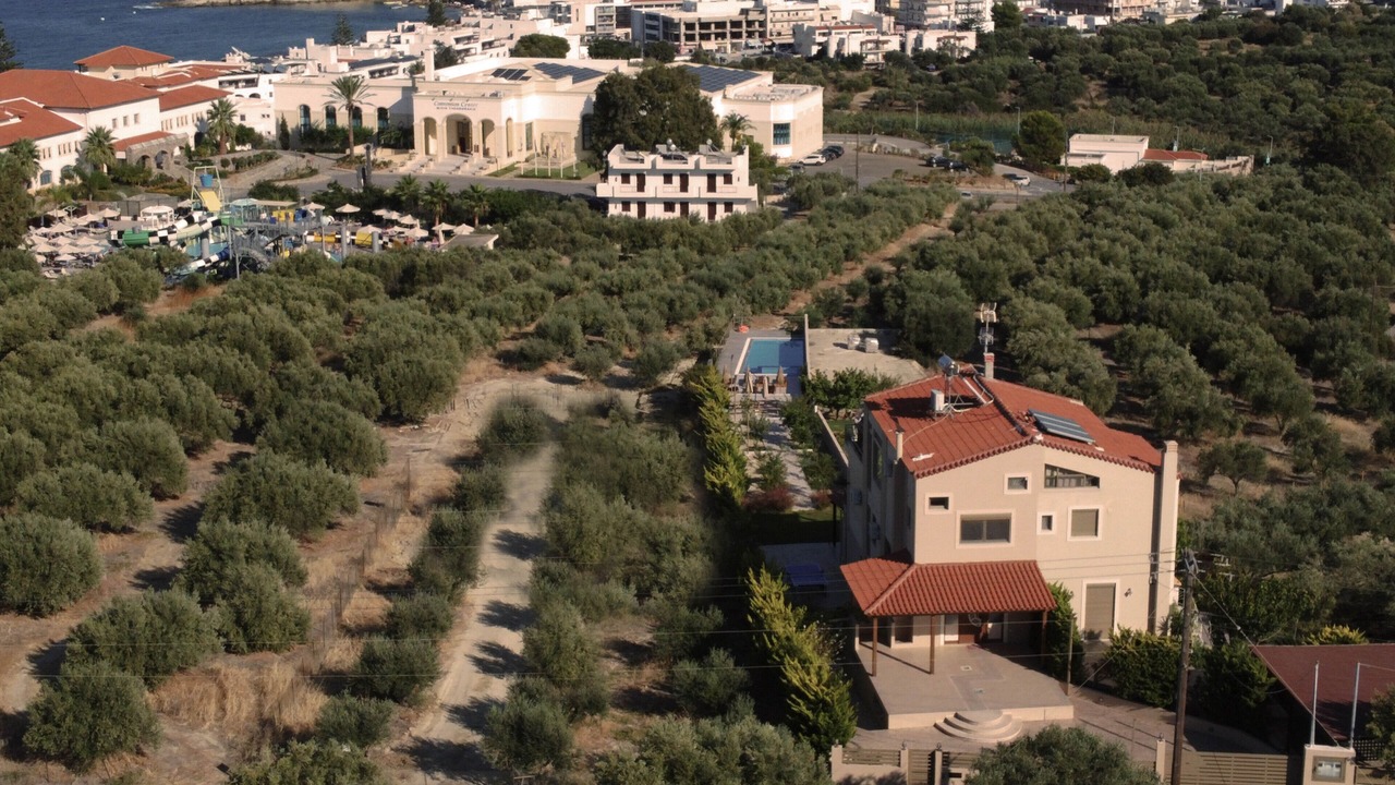Photo of Outdoor in Limenas Chersonisou