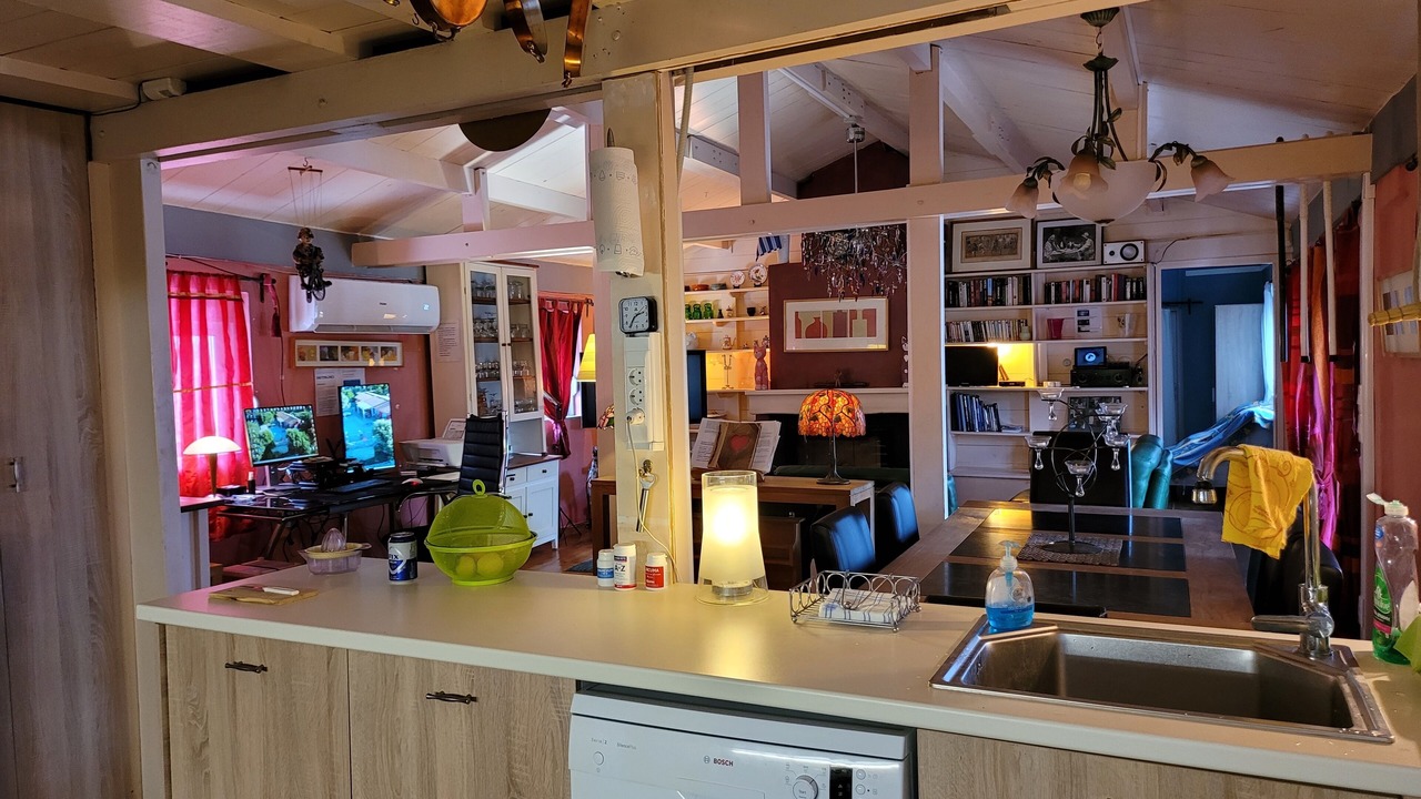 Photo of Kitchen in Roussospiti