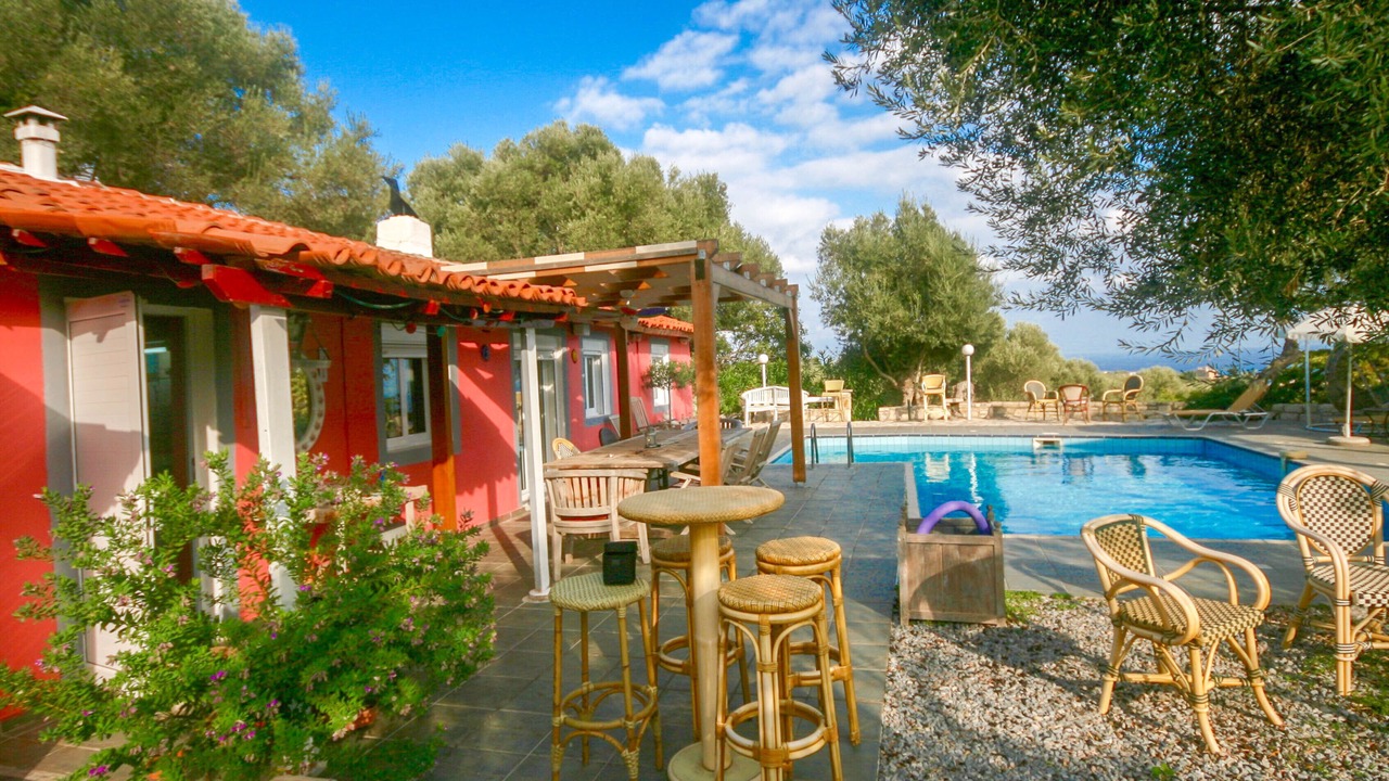 Photo of Outdoor in Roussospiti
