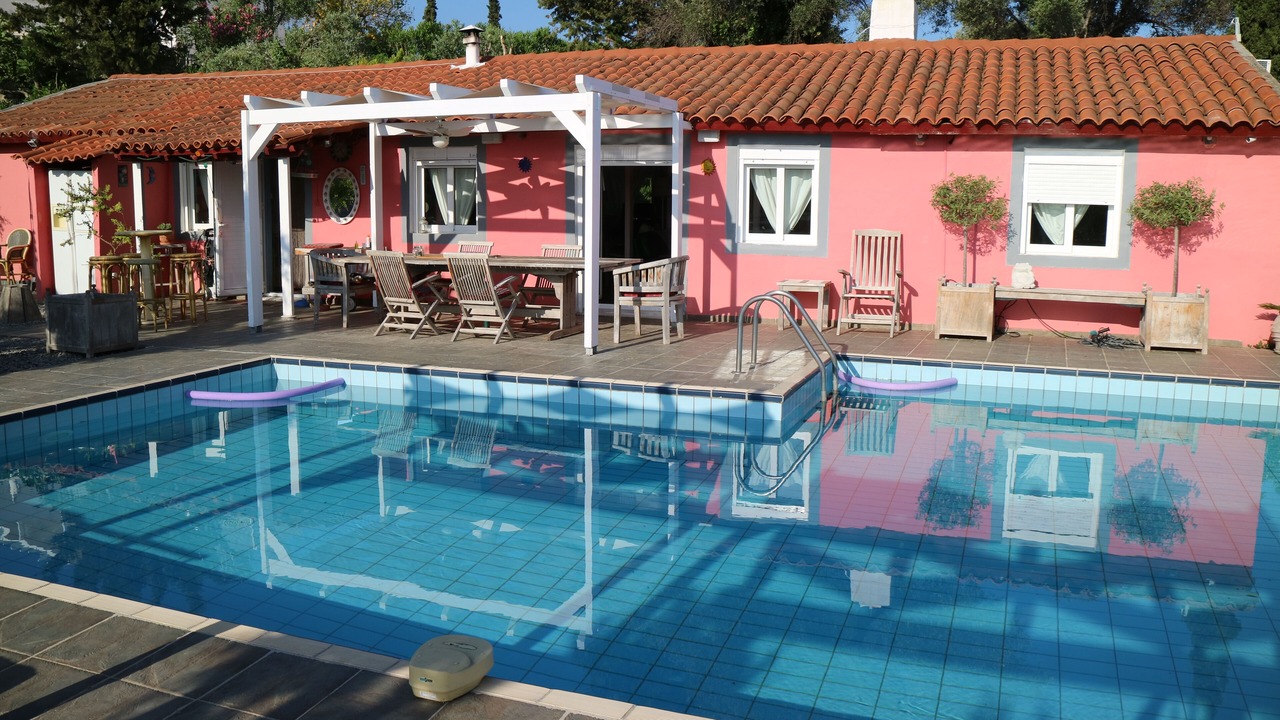 Photo of Outdoor in Roussospiti