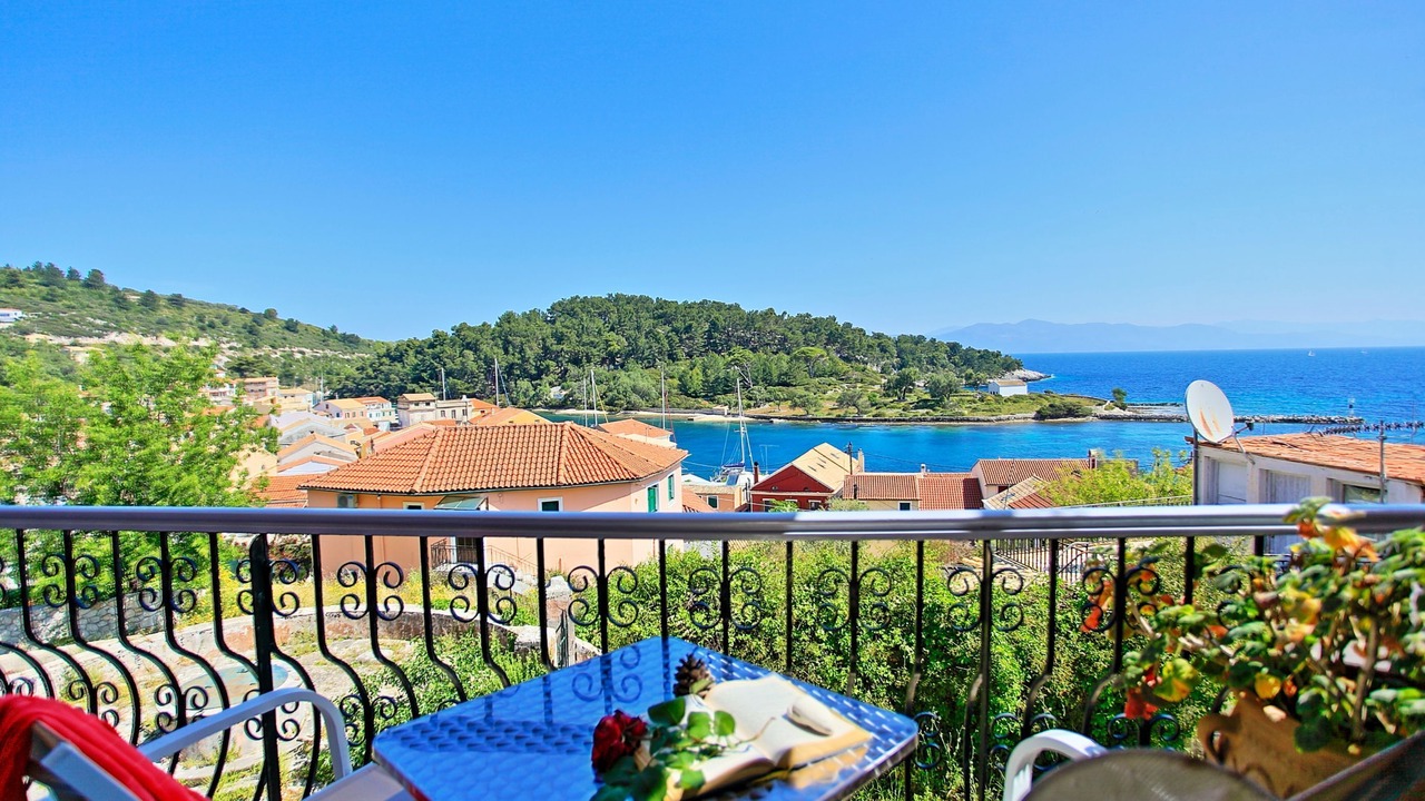 Photo of Others in Gaios