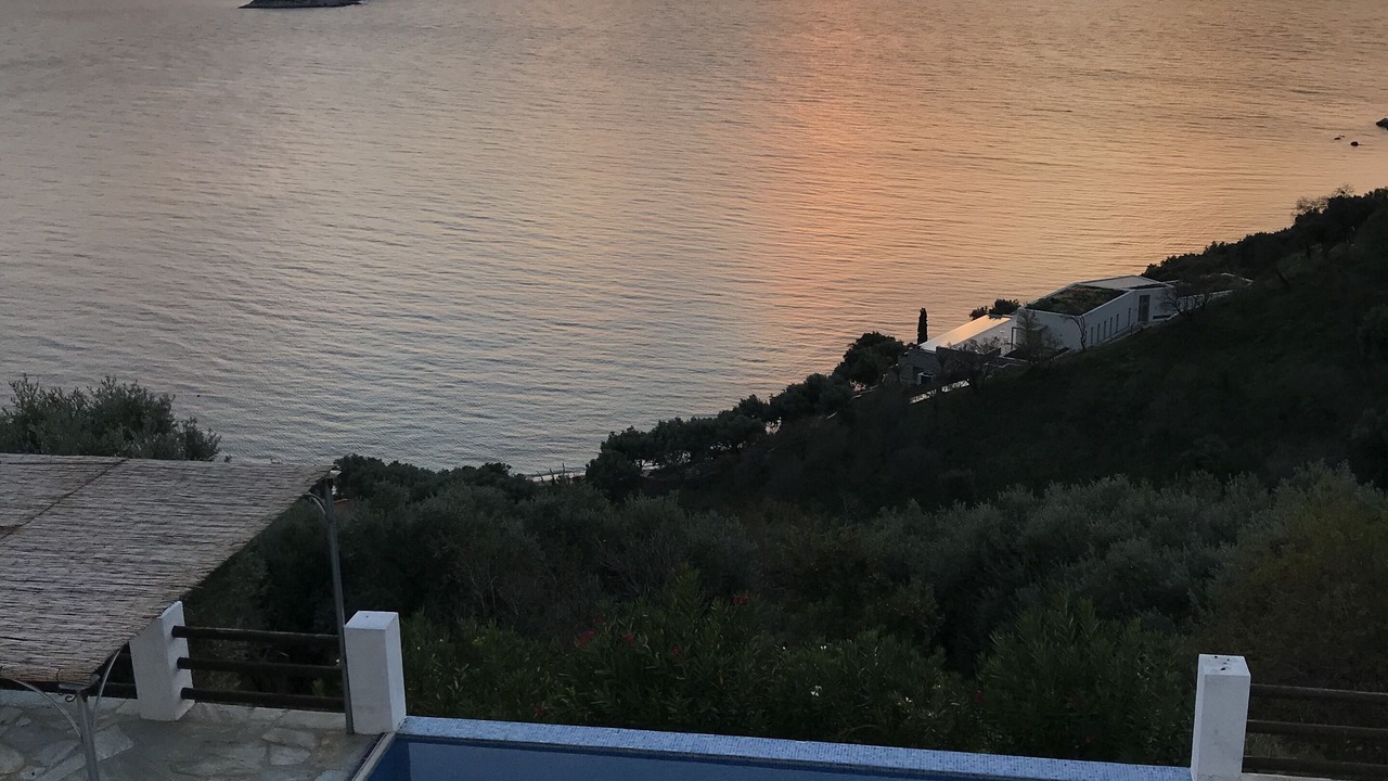 Photo of Others in Elios