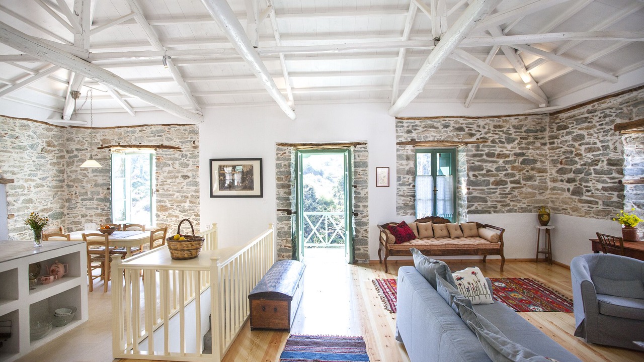 Photo of Livingroom in Glossa