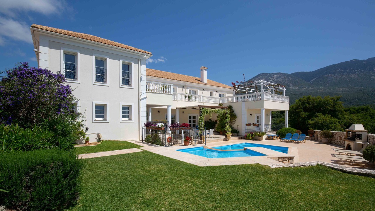 Photo of Outdoor in Karavados