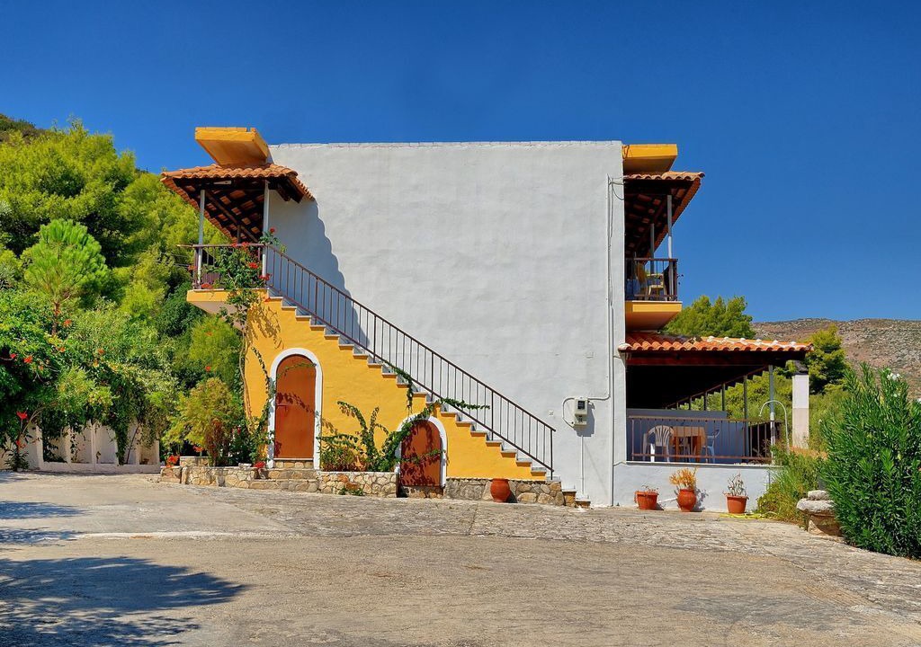 Photo of Outdoor in Limni Keri