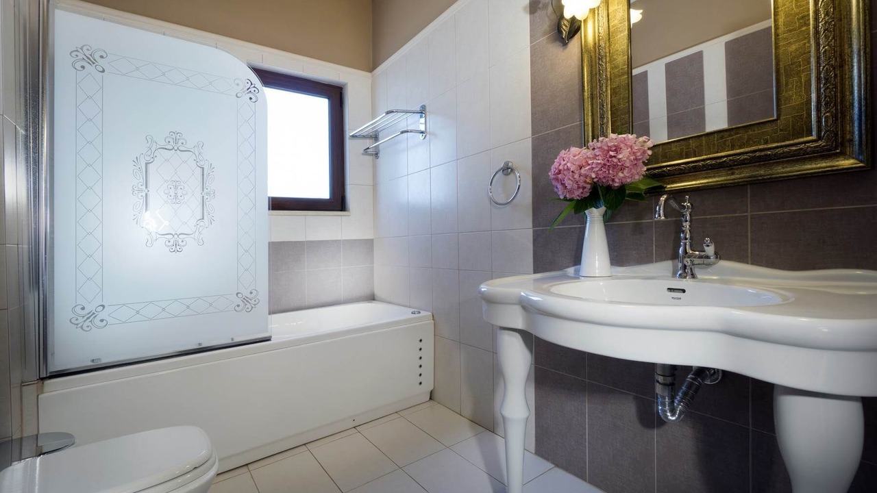 Photo of Bathroom in Litsarda