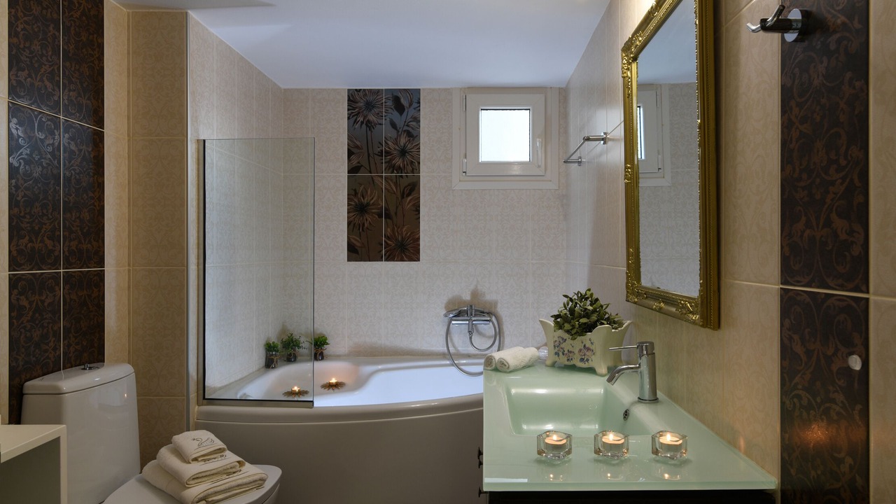 Photo of Bathroom in Hersonissos Centre
