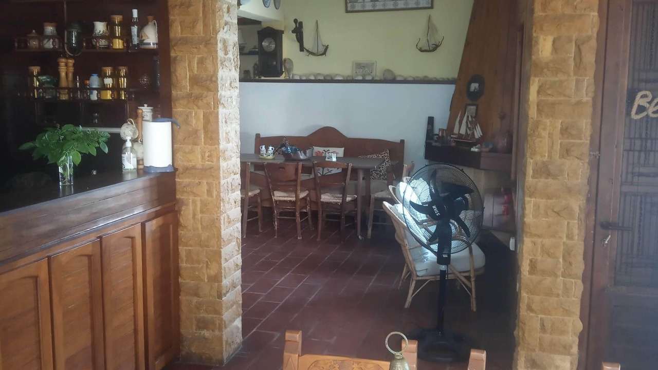 Photo of Others in Diasella