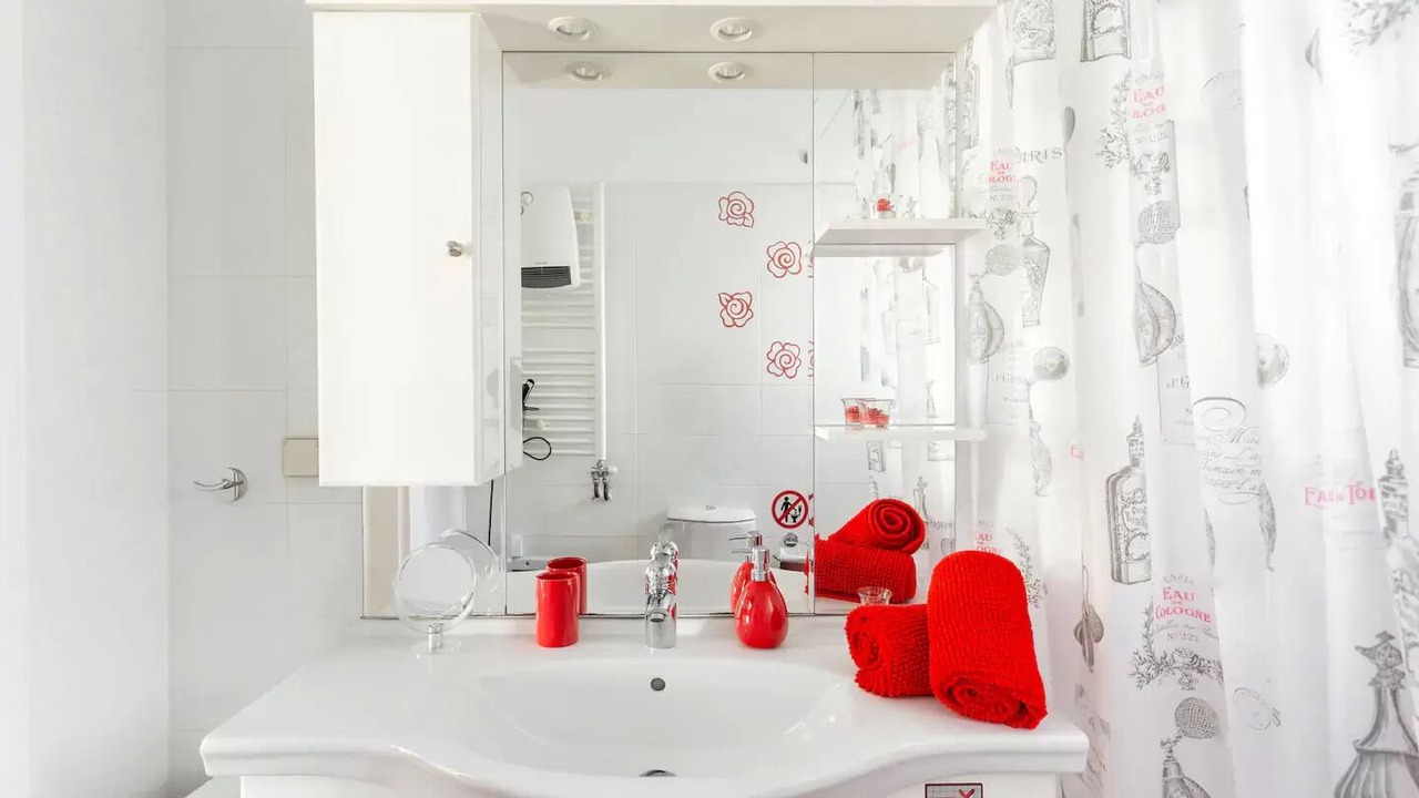 Photo of Bathroom in Markopoulon