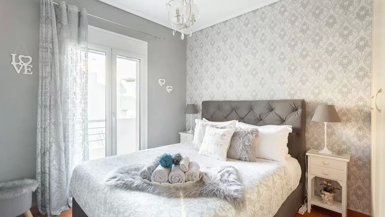 Photo of Bedroom in Markopoulon