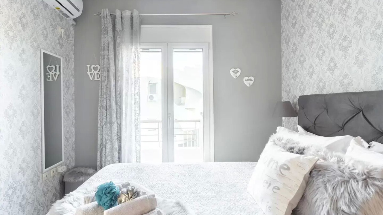 Photo of Bedroom in Markopoulon