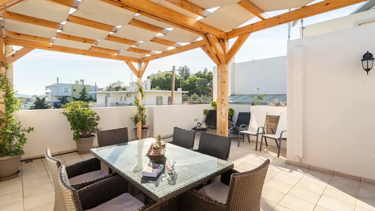 Photo of Outdoor in Markopoulon