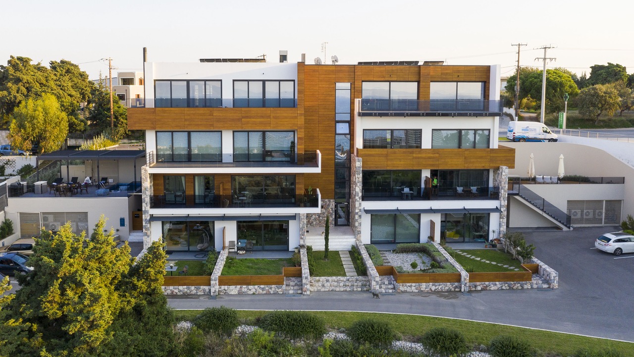 Photo of Outdoor in Ixia