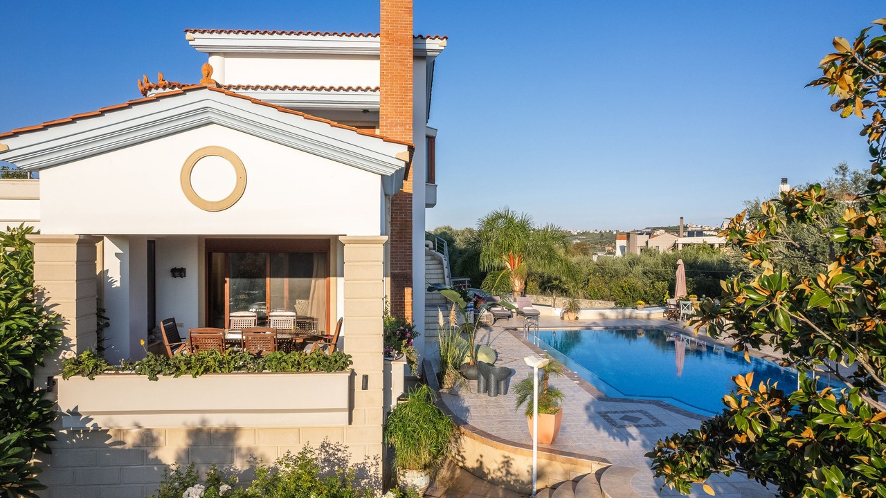 Photo of Outdoor in Perivolia