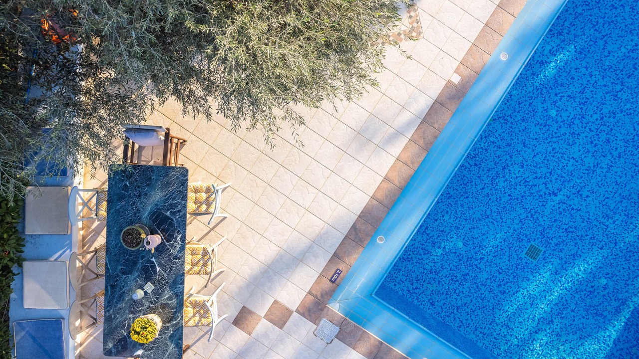 Photo of Outdoor in Perivolia