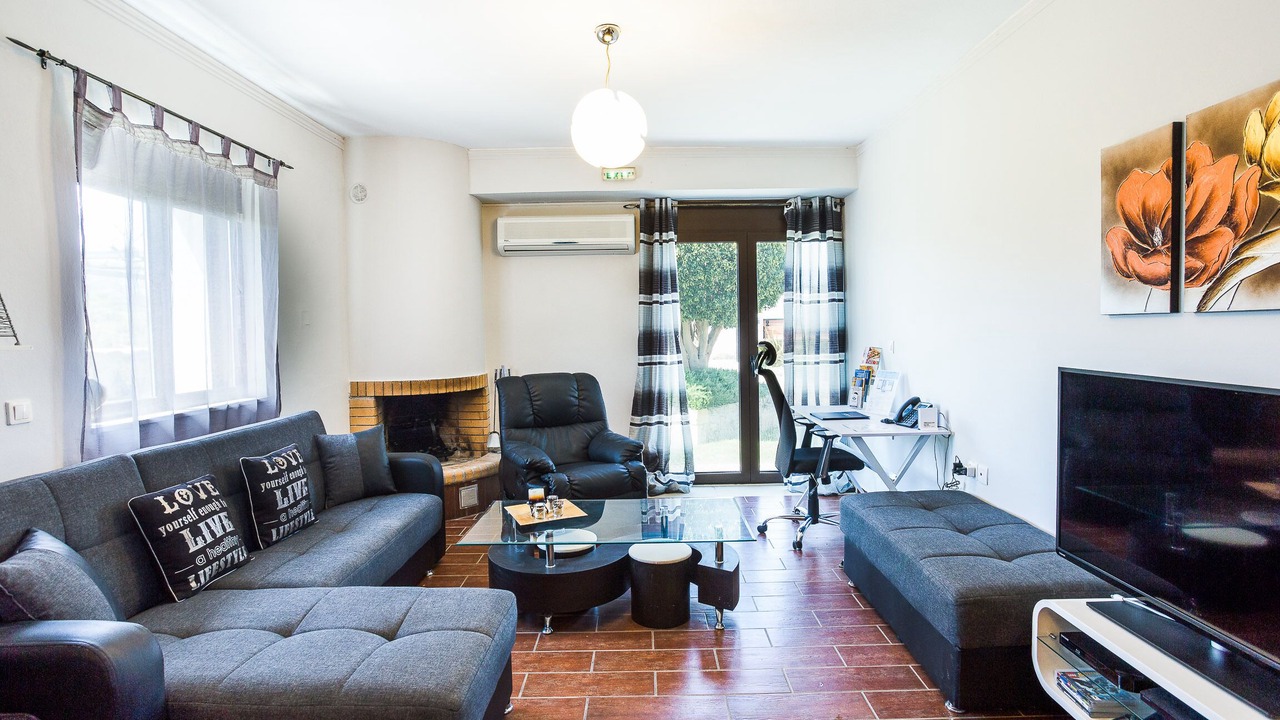 Photo of Livingroom in Houdetsi