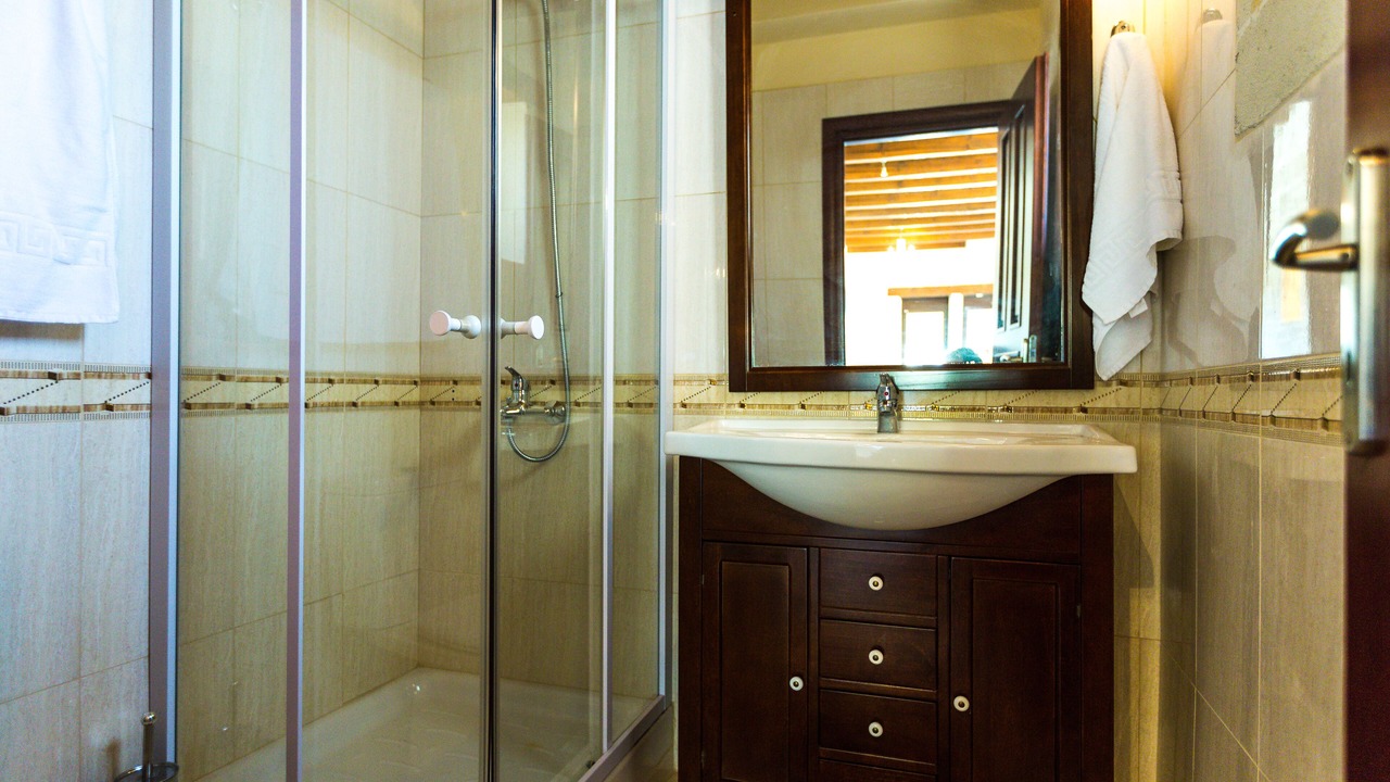Photo of Bathroom in Lefkogeia